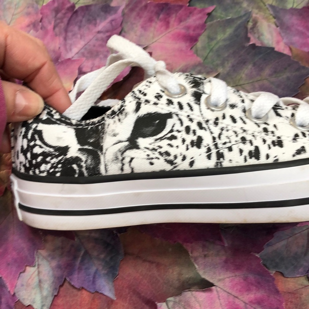 CONVERSE CHUCK TAYLOR ALL STAR SNEAKERS - Picture 15 of 16